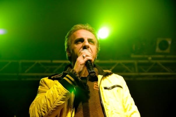 Zuni live
